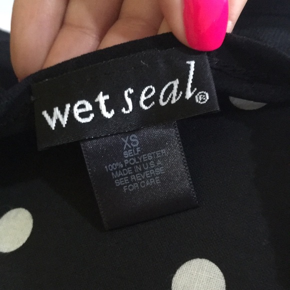 Wet seal black top - Picture 6 of 9
